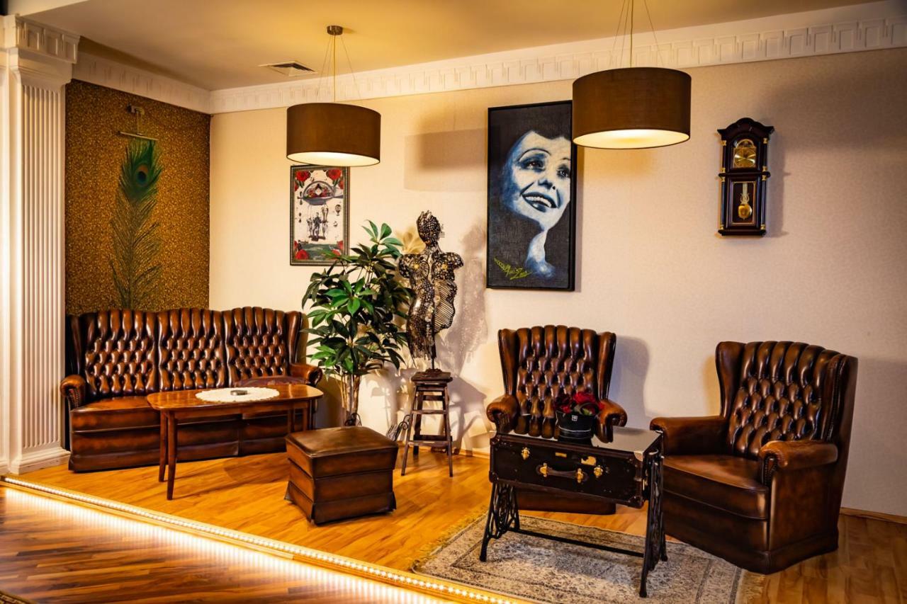 Hotel Freizeittempel Wiener Neustadt Eksteriør bilde